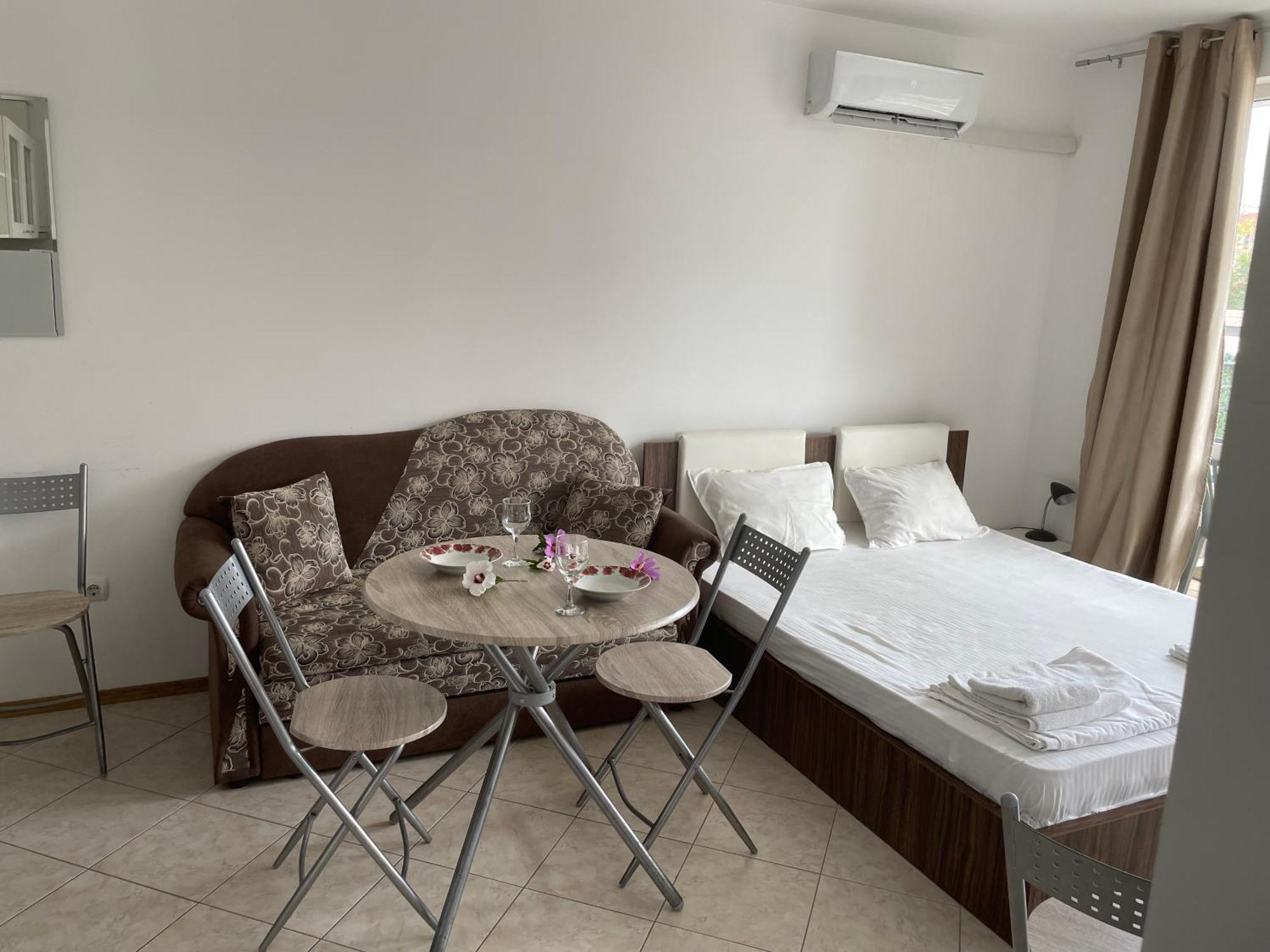 Studio Festival Pomorie Bagian luar foto